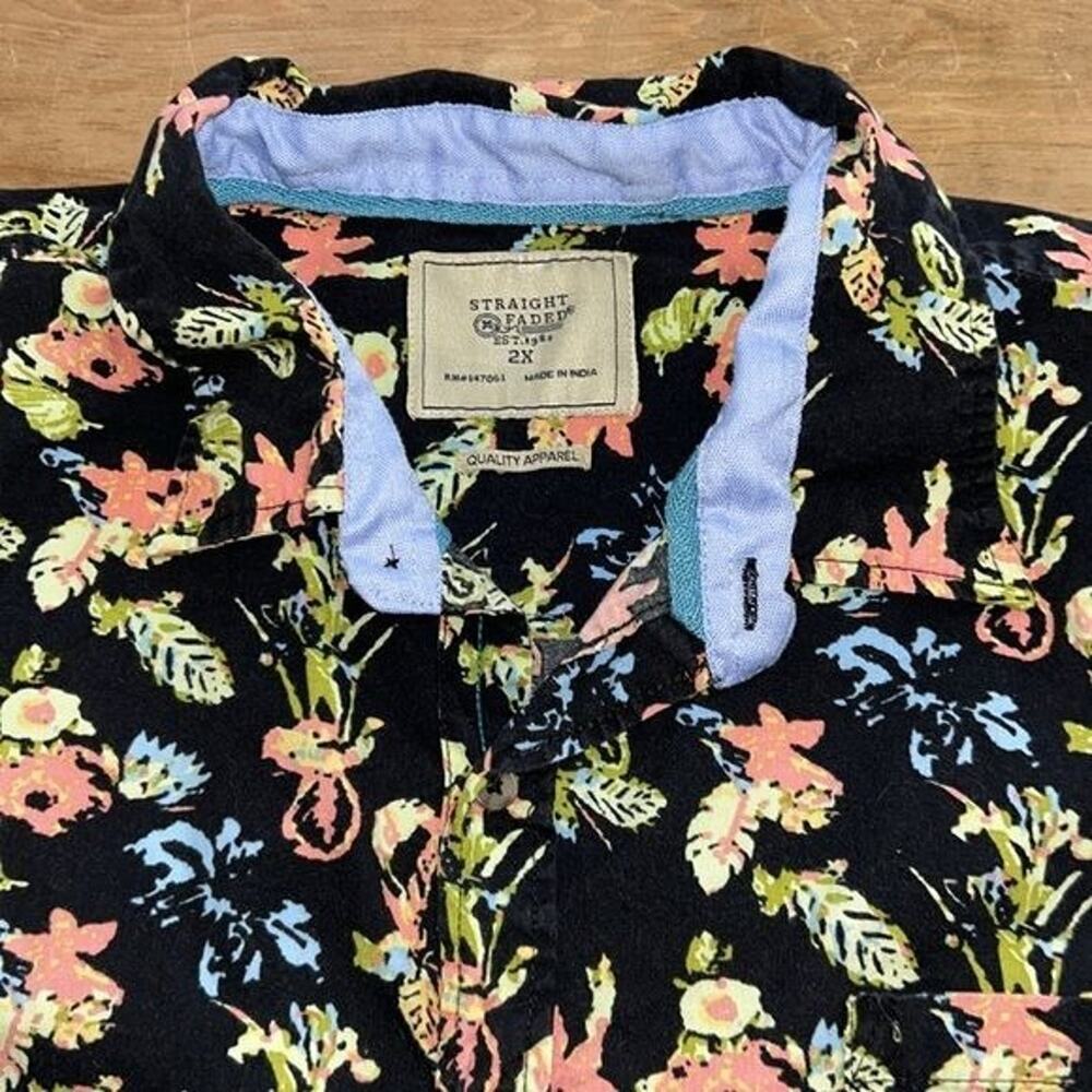 Straight Faded Men’s Black Floral Short Sleeve Button-Up Shirt Size 2X Tropical - Picture 6 of 6